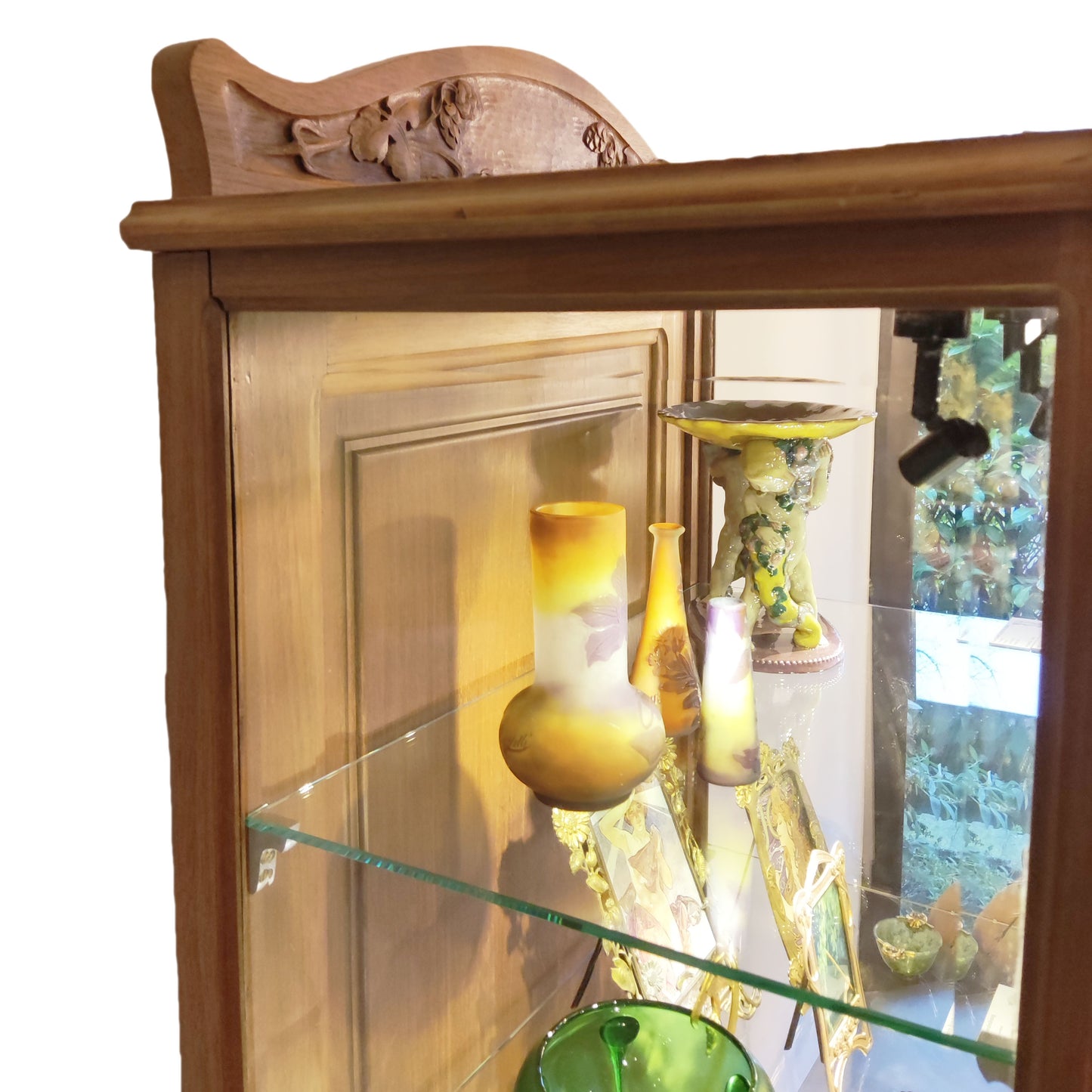 Art Nouveau vitrine